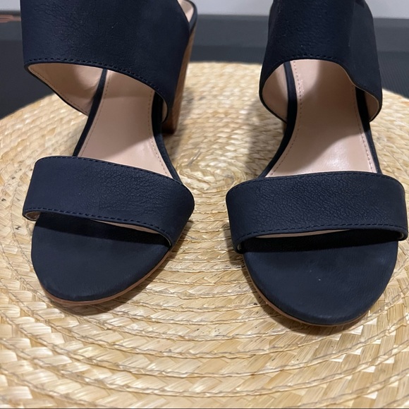 Vince Camuto  Leather Evisa Sandals Heel Size 7 - Picture 11 of 12